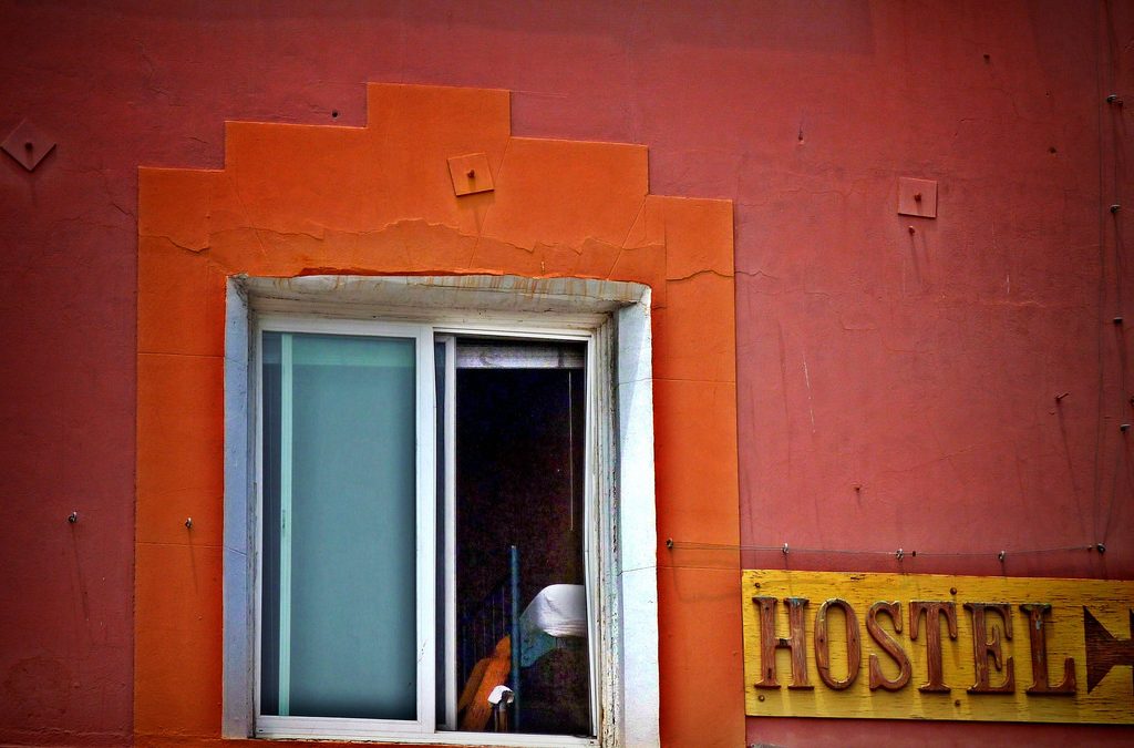 ‘Hostel’: A Poem by Rachel Kirk